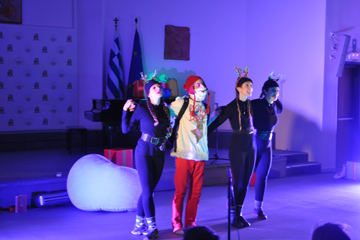 «Ω! Christmas three» στην ΟΑΚ!