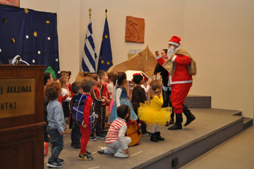 Χριστουγεννιάτικη Εορτή  Παιδικού Σταθμού Κολυμβαρίου  στην ΟΑΚ